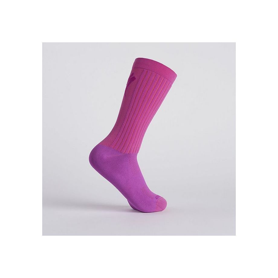 Hydrogen Aero Tall Road Socks