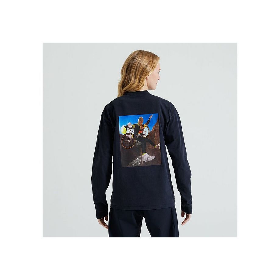 Graphic Long Sleeve Relaxed T-Shirt