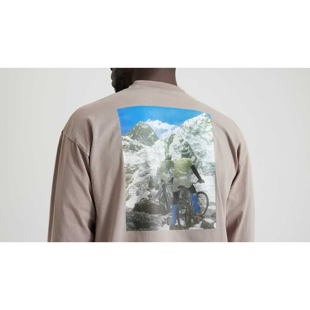 Graphic Long Sleeve Relaxed T-Shirt