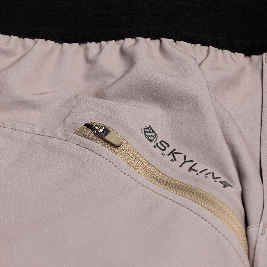 Skyline Superlyte Pants