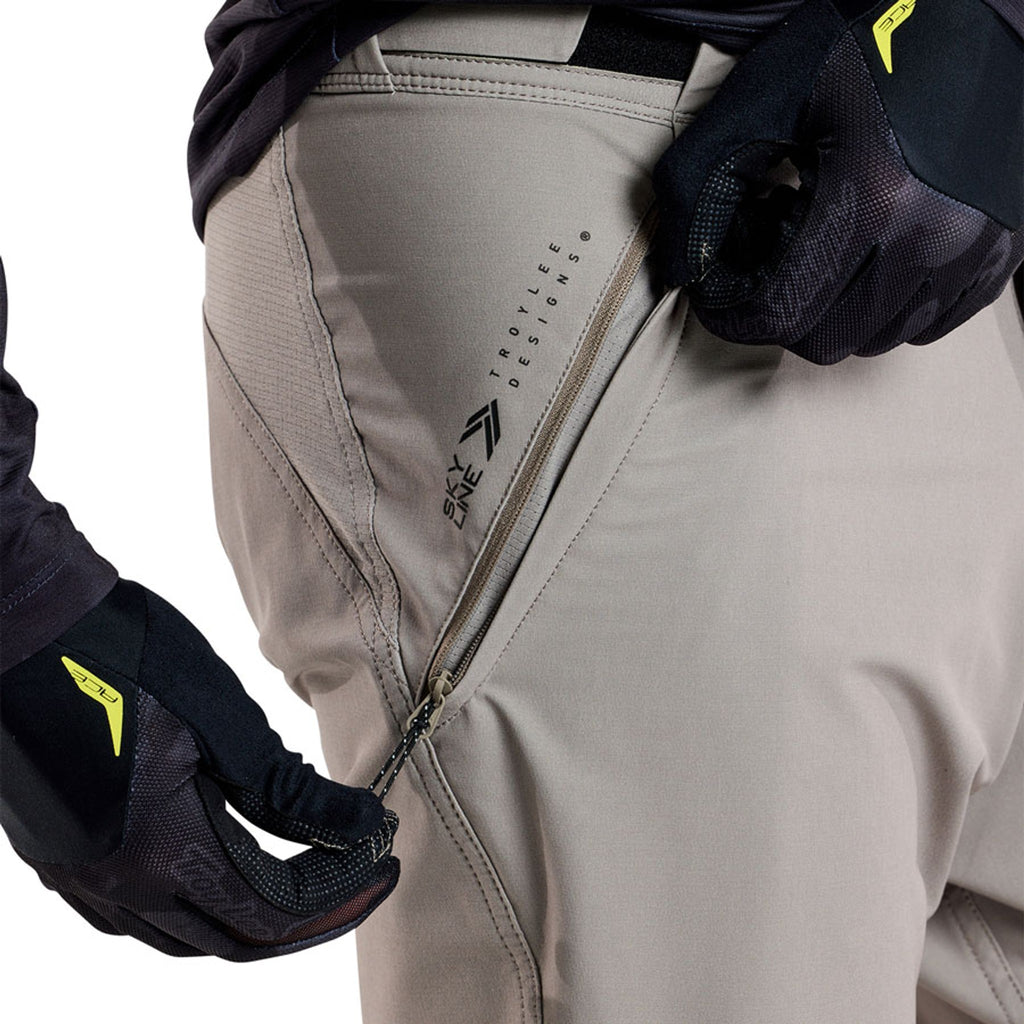 Skyline Superlyte Pants