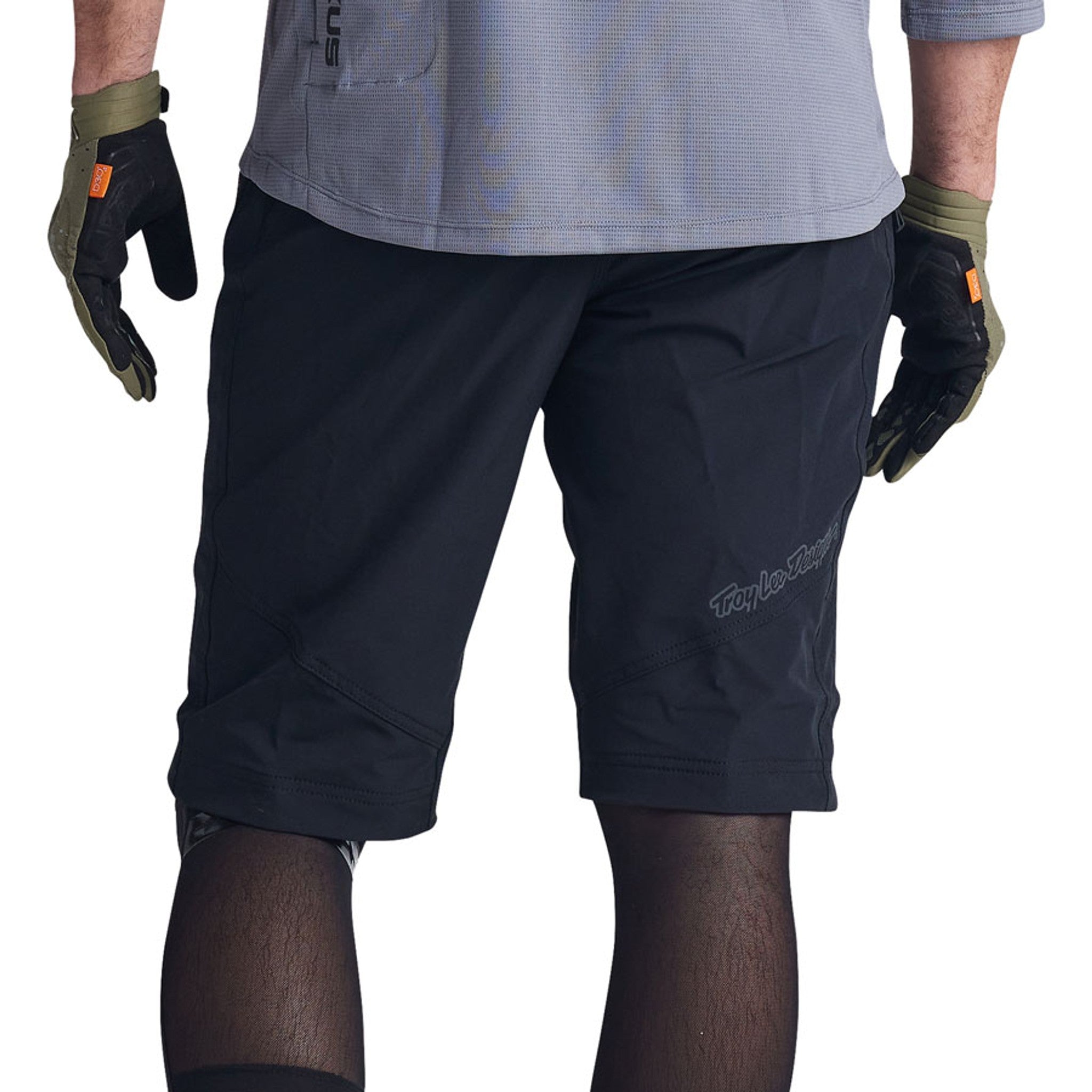 Ruckus Shorts