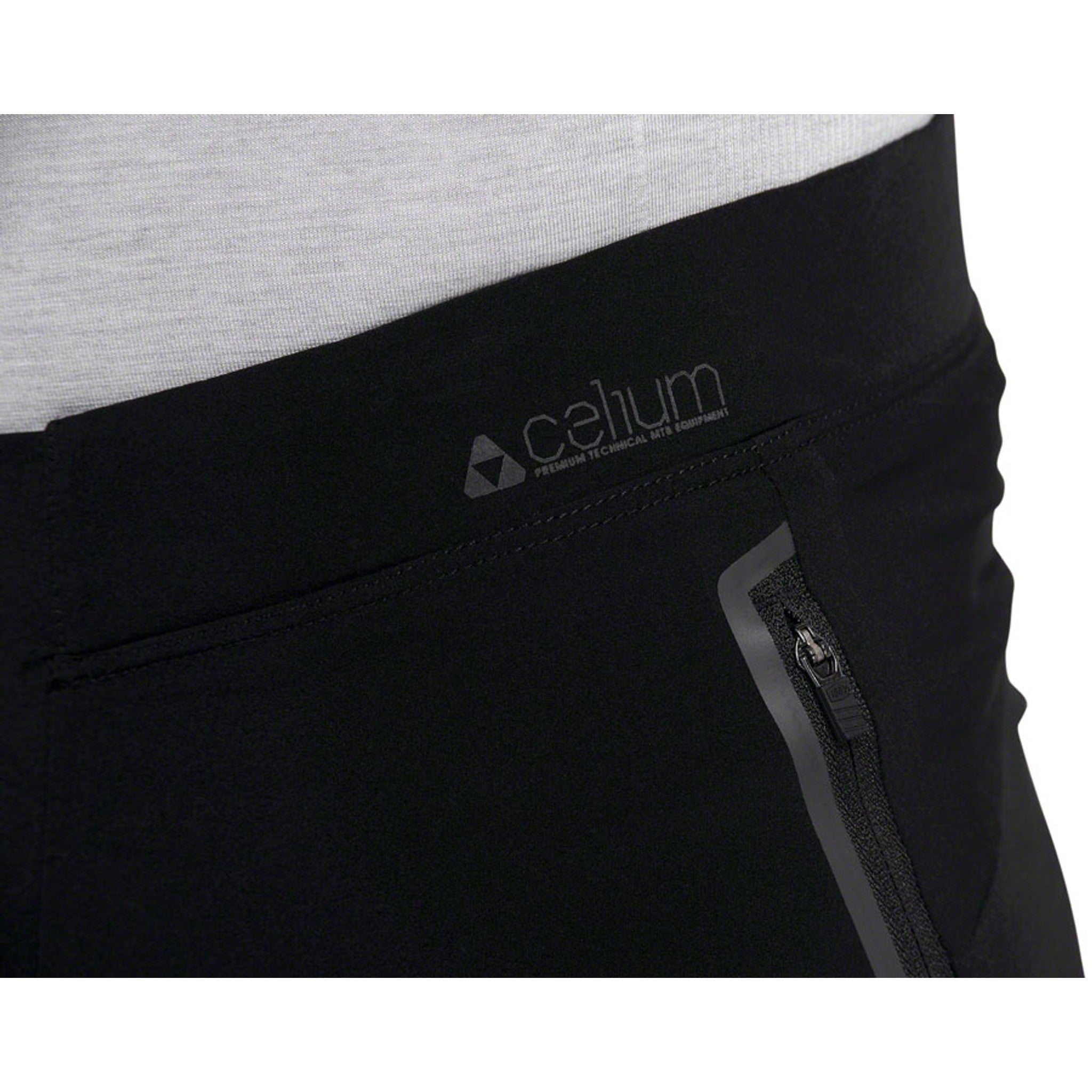 Celium Shorts