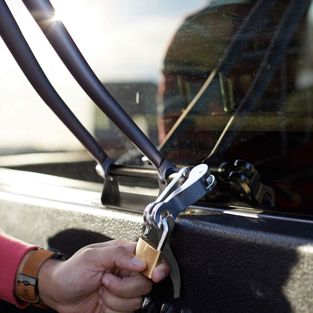 Bike Hitch Truck Rail Fork Mount Rack: Standard 9.0mm Black