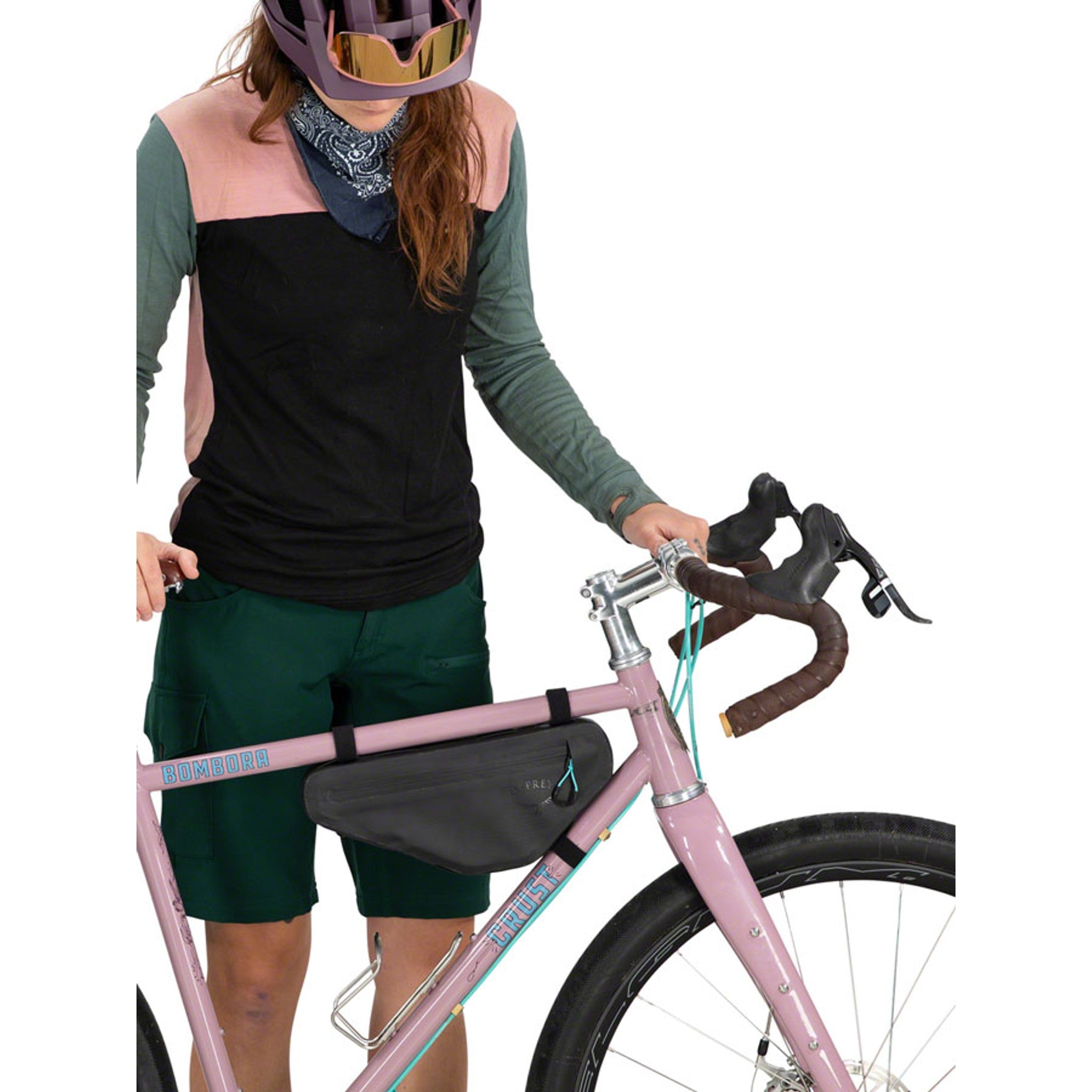 Escapist Wedge Bag - Black