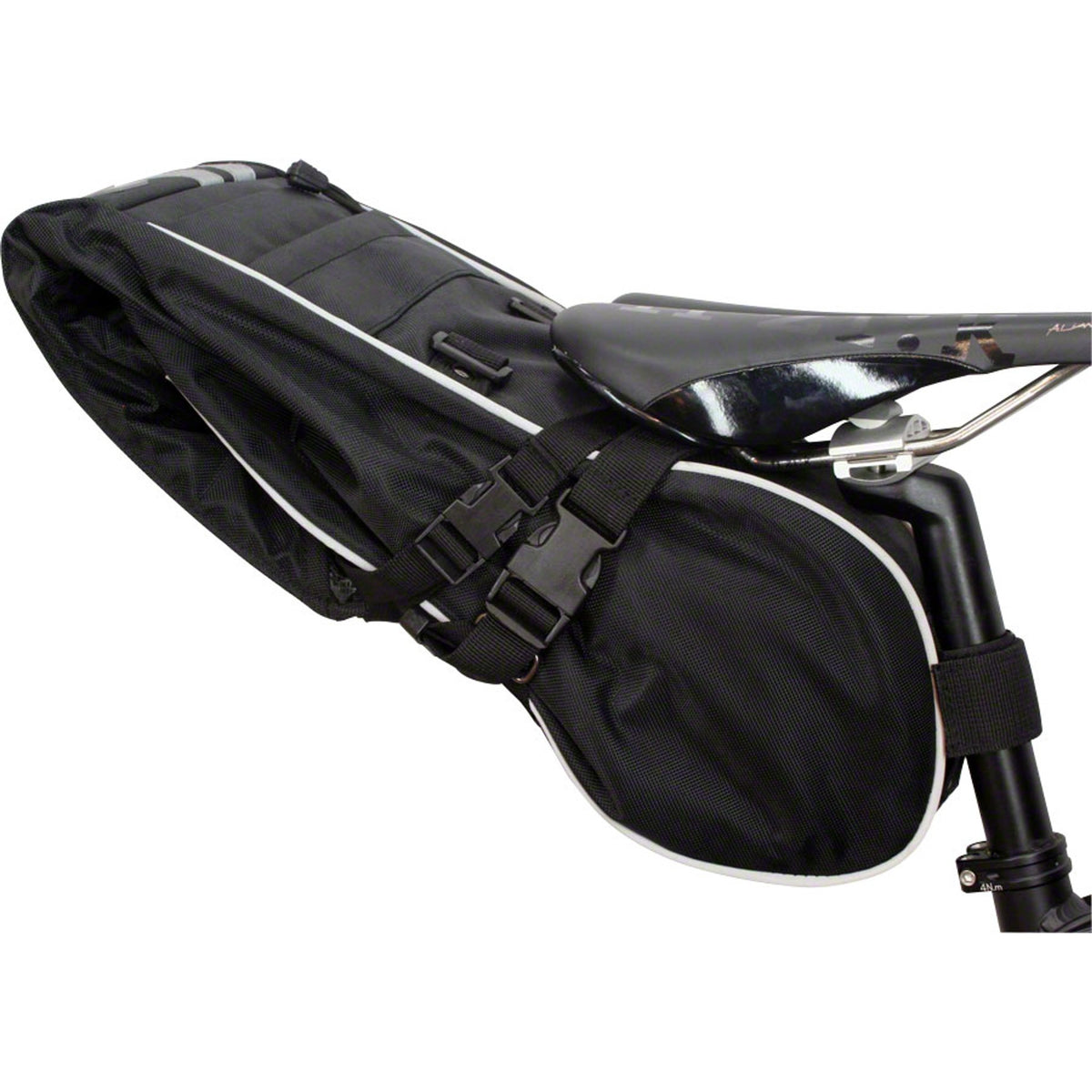 Saddle Trunk - Black