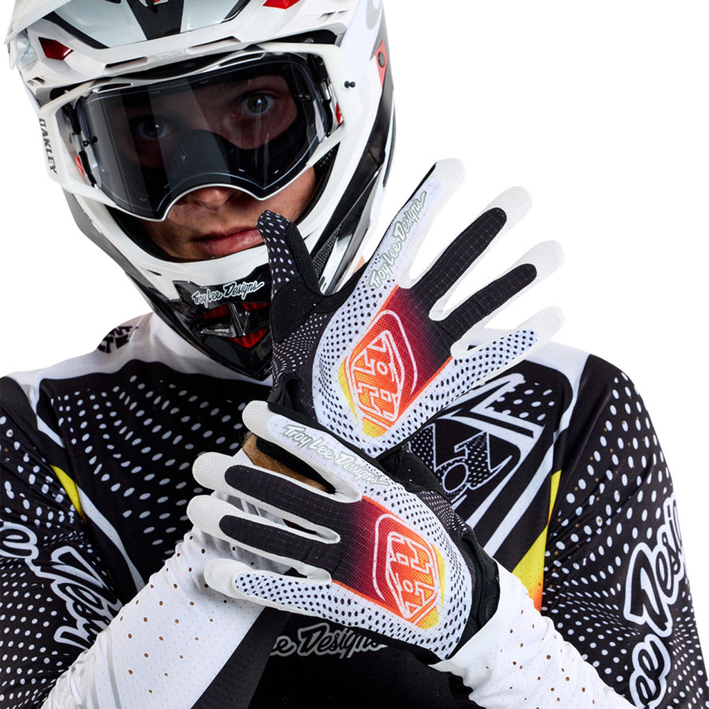 Air Gloves