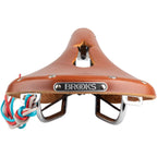 B17 Carved Saddle