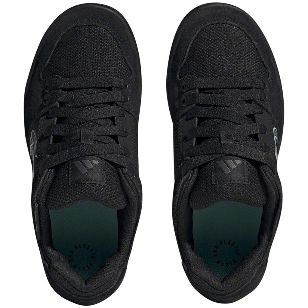 Freerider Flat Shoes - Women's, Core Black/Core Black/Gray Six