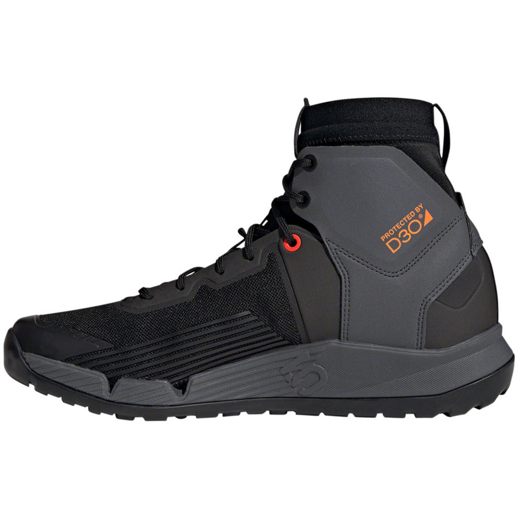 Trailcross Mid Pro Flat Shoes - Men's, Core Black / Grey Two / Solar Red