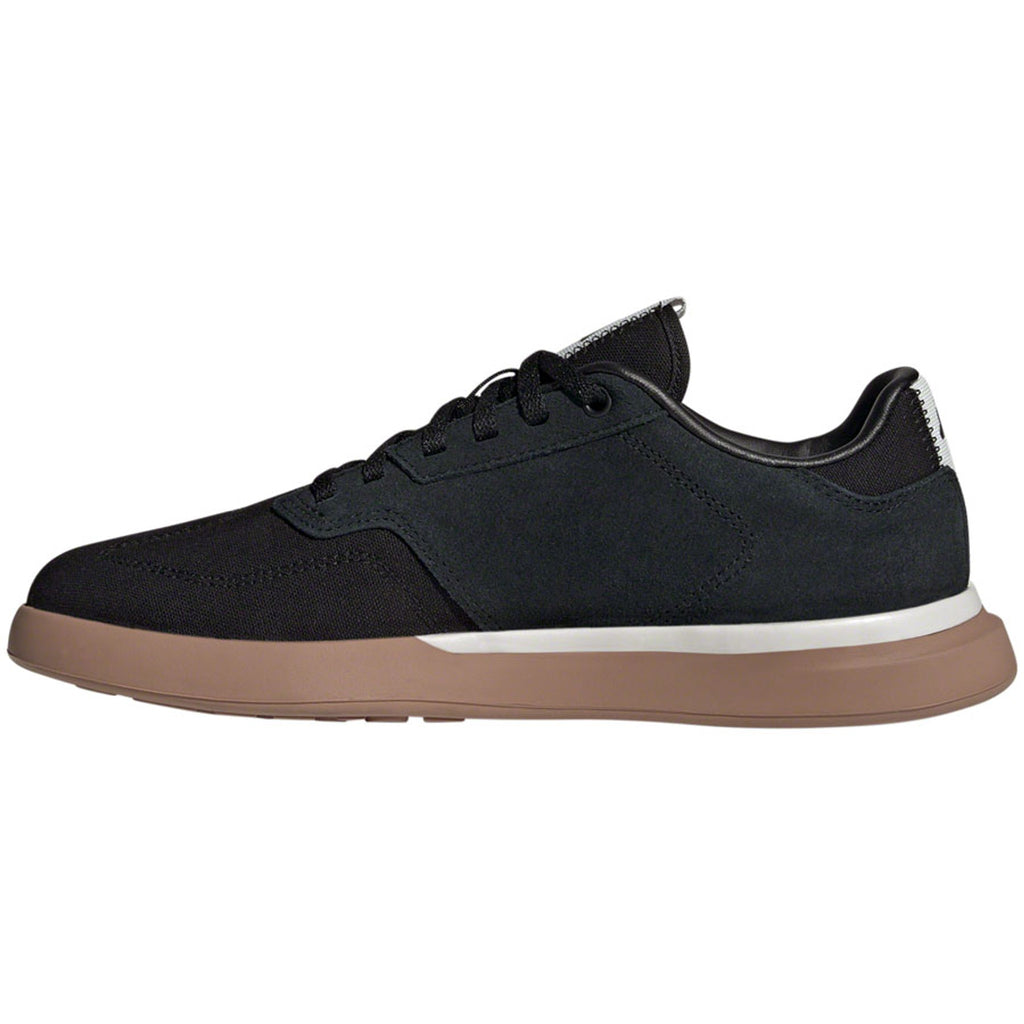 Sleuth Flat Shoes - Women's, Core Black / Core Black / Gum M2