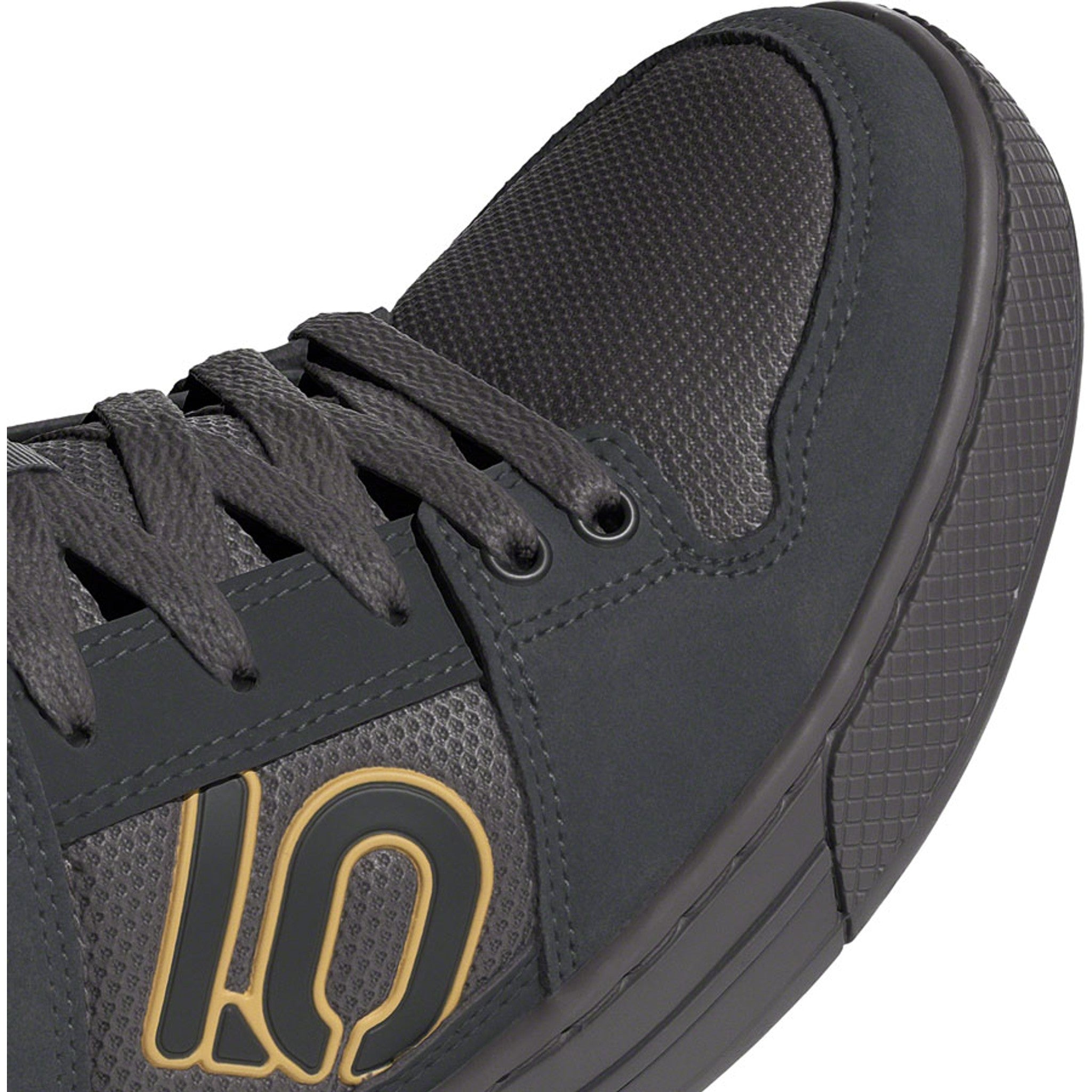 Freerider Flat Shoes - Men's, Charcoal/Oat/Carbon