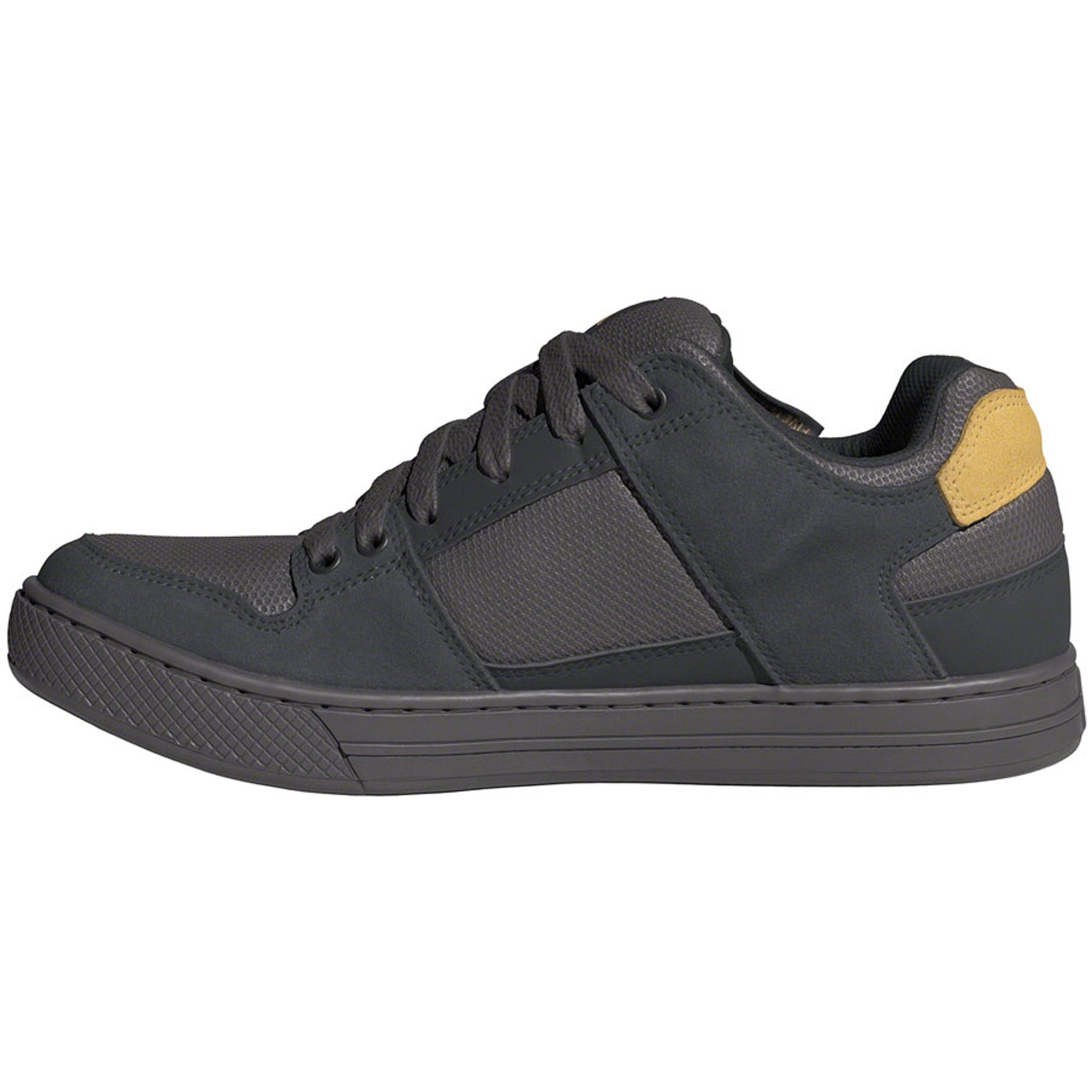 Freerider Flat Shoes - Men's, Charcoal/Oat/Carbon
