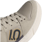 Freerider Flat Shoes - Men's, Gray/Carbon/Oat