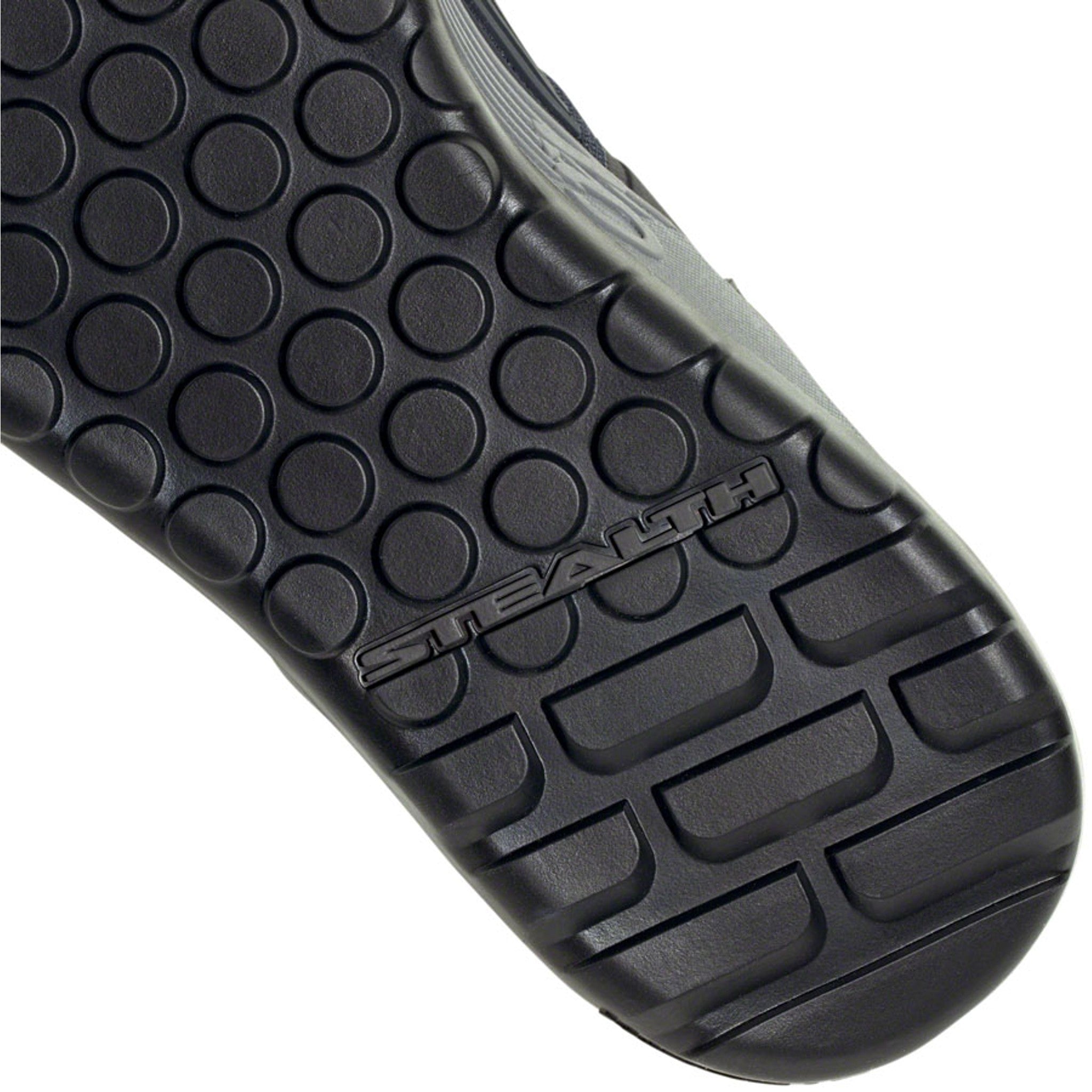 Trailcross Mid Pro Flat Shoes - Men's, Legend Ink/Gray Three/Coral Fusion