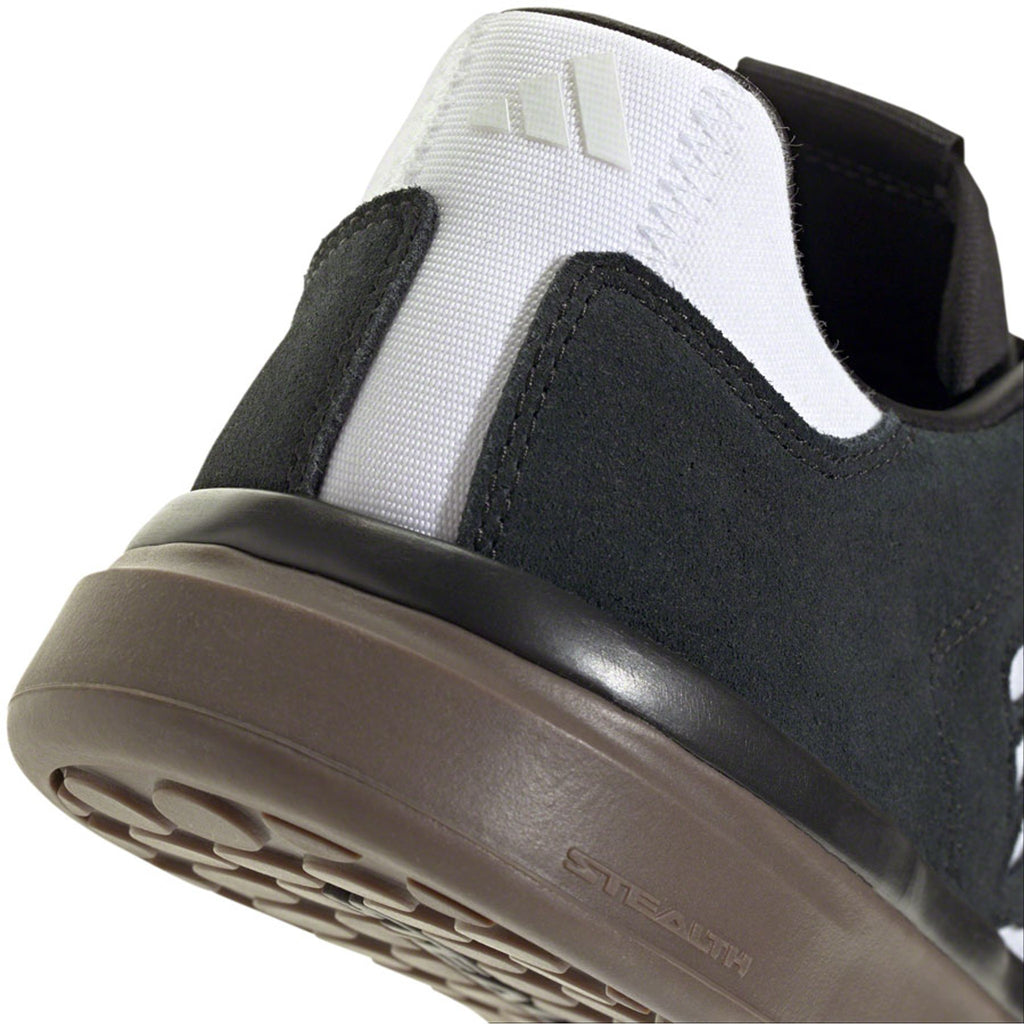 Sleuth Canvas Flat Shoes - Core Black/Core Black/FTWR White