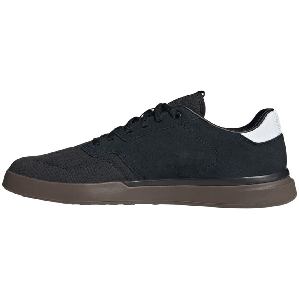 Sleuth Canvas Flat Shoes - Core Black/Core Black/FTWR White