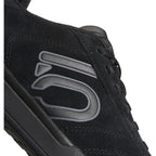 Sleuth DLX Flat Shoes - Women's, Core Black / Grey Six / Matte Gold