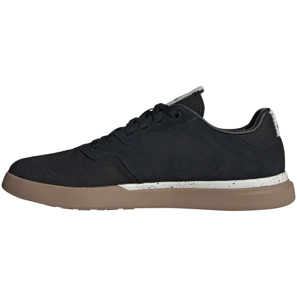Sleuth Flat Shoes - Women's, Core Black / Core Black / Gum M2