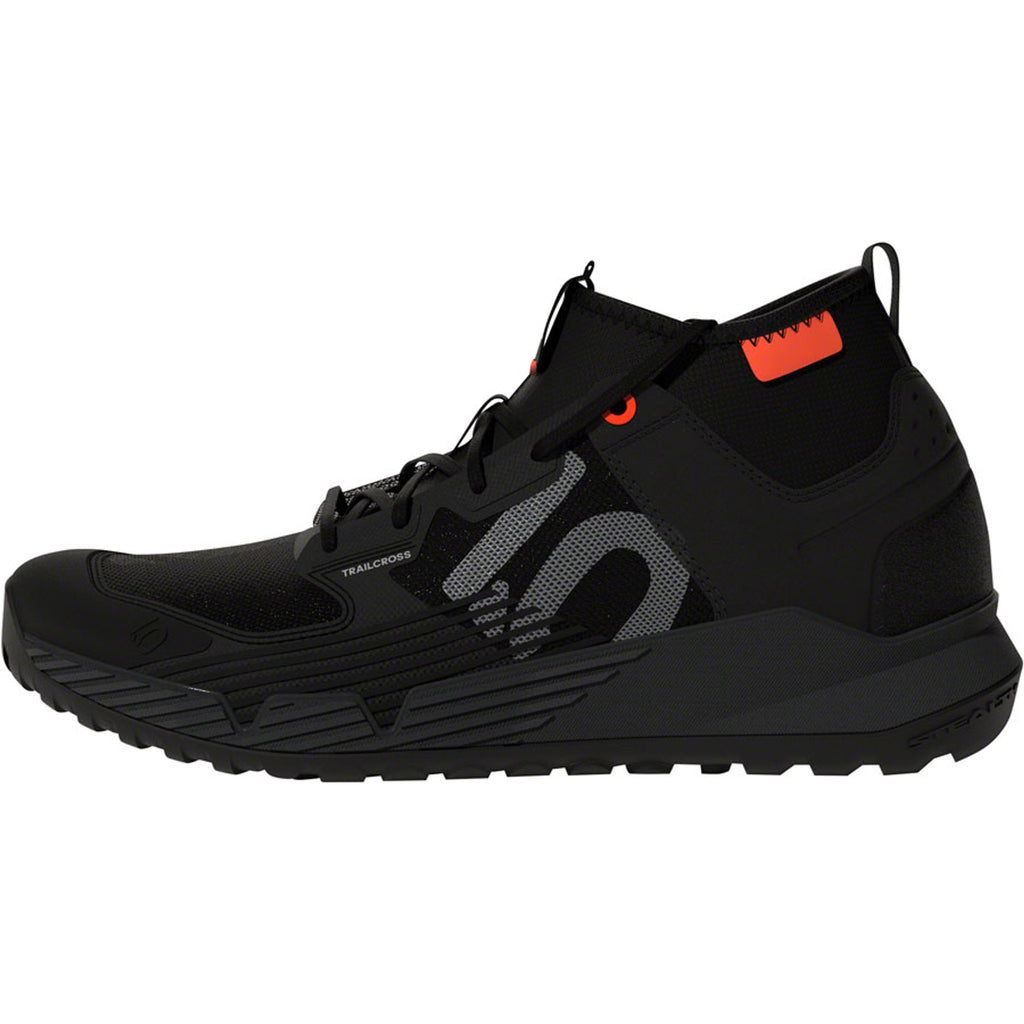 Trailcross XT Flat Shoes - Men's, Core Black / Grey Four / Solar Red