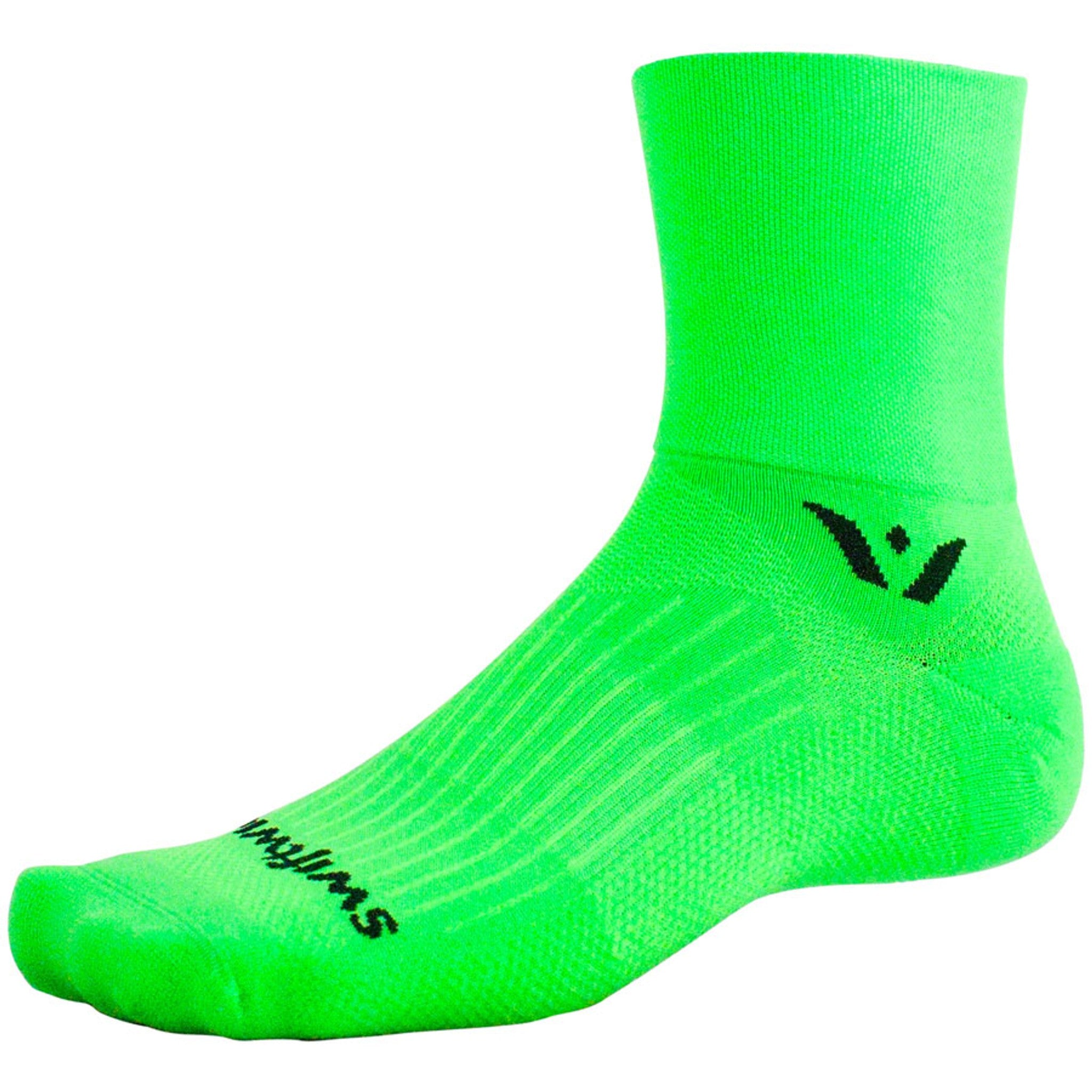Aspire Quarter Crew High Socks