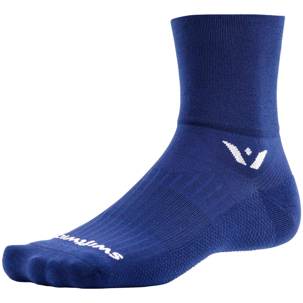 Aspire Quarter Crew High Socks