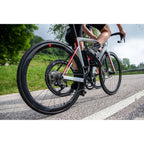 WIND 40 DB Rear Wheel - 700, 12 x 142mm, Center-Lock, HG 11, Black, 2-Way Fit